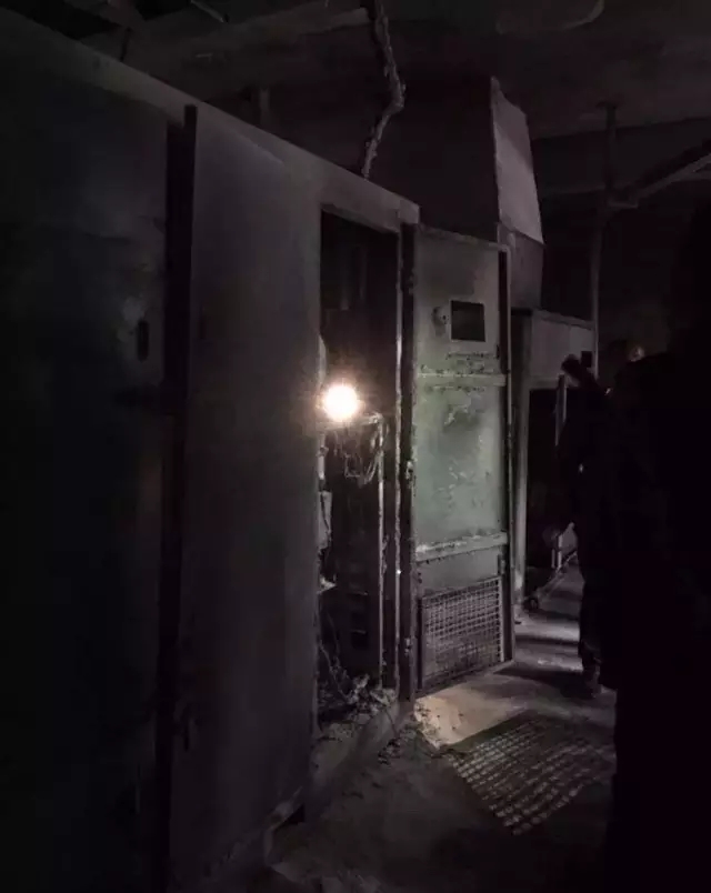 空壓機房